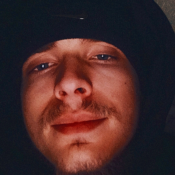 Meet your Posher, Jordan - Picture 2 of 2